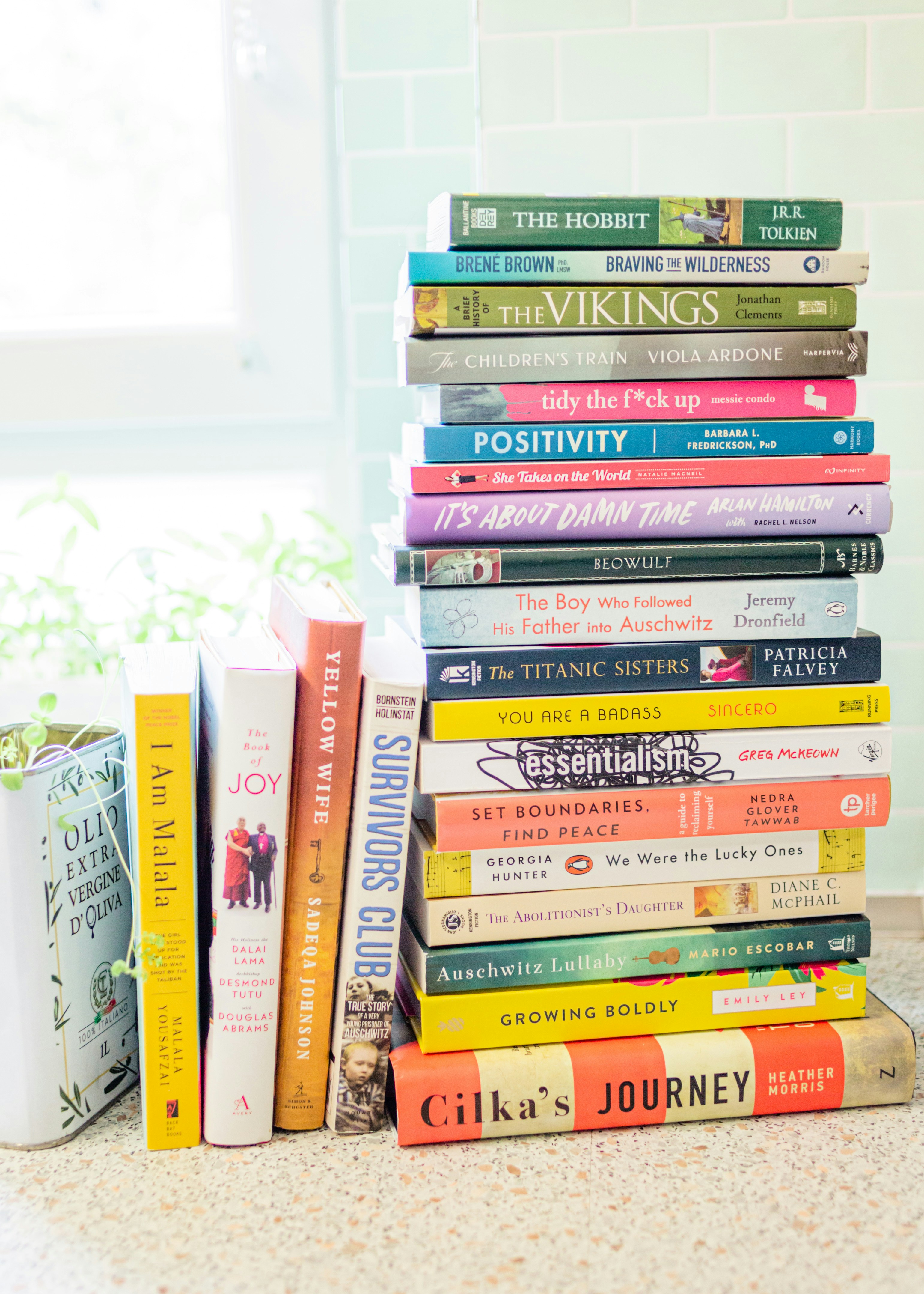Why I Use StoryGraph to Track My Reading (and Why I Love It More Than Goodreads)